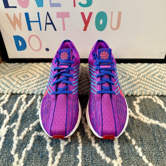 Brand new without tags or box Nike womens Flynit Pegasus Turbo - Picture 3 of 4